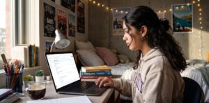 Student applying for scholarships